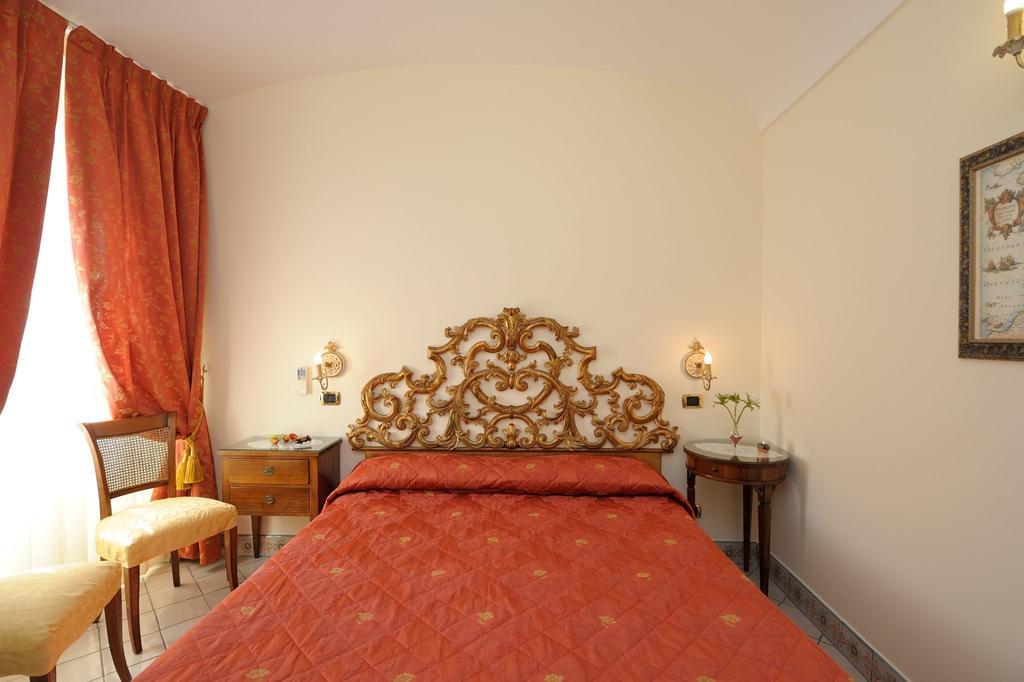 Residenza Del Duca Amalfi Pokoj fotografie