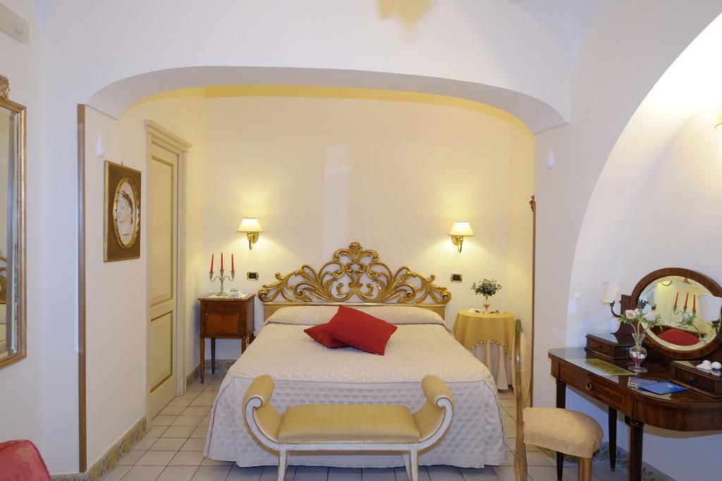 Residenza Del Duca Amalfi Pokoj fotografie